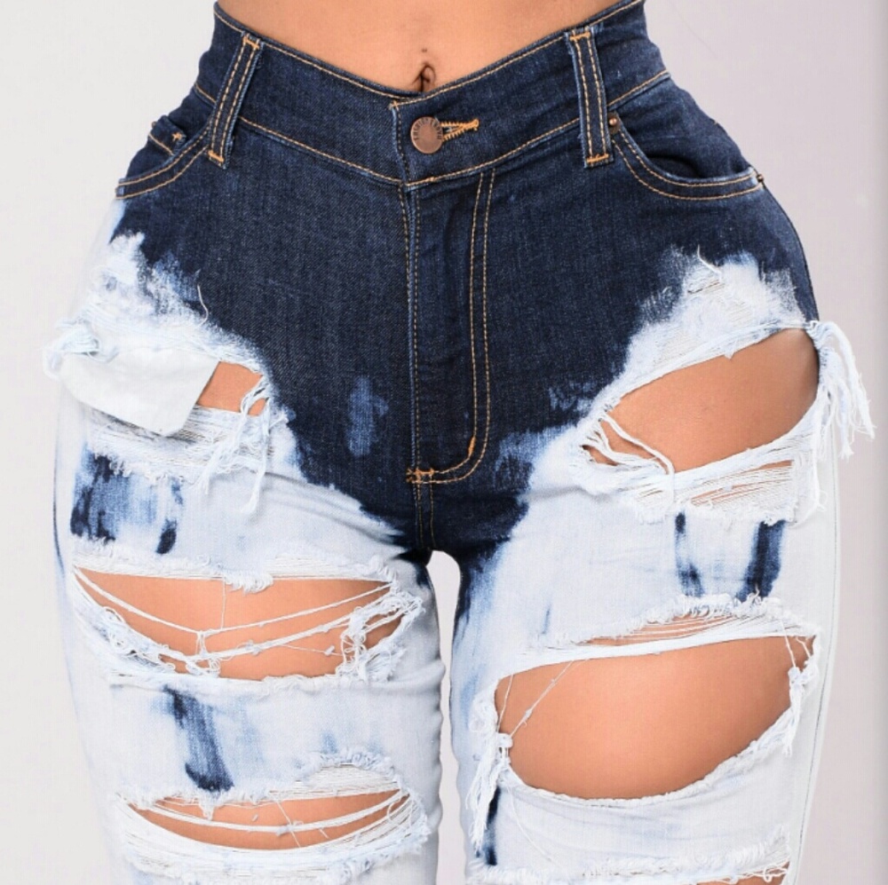 Nwot fashion nova thorn shorts